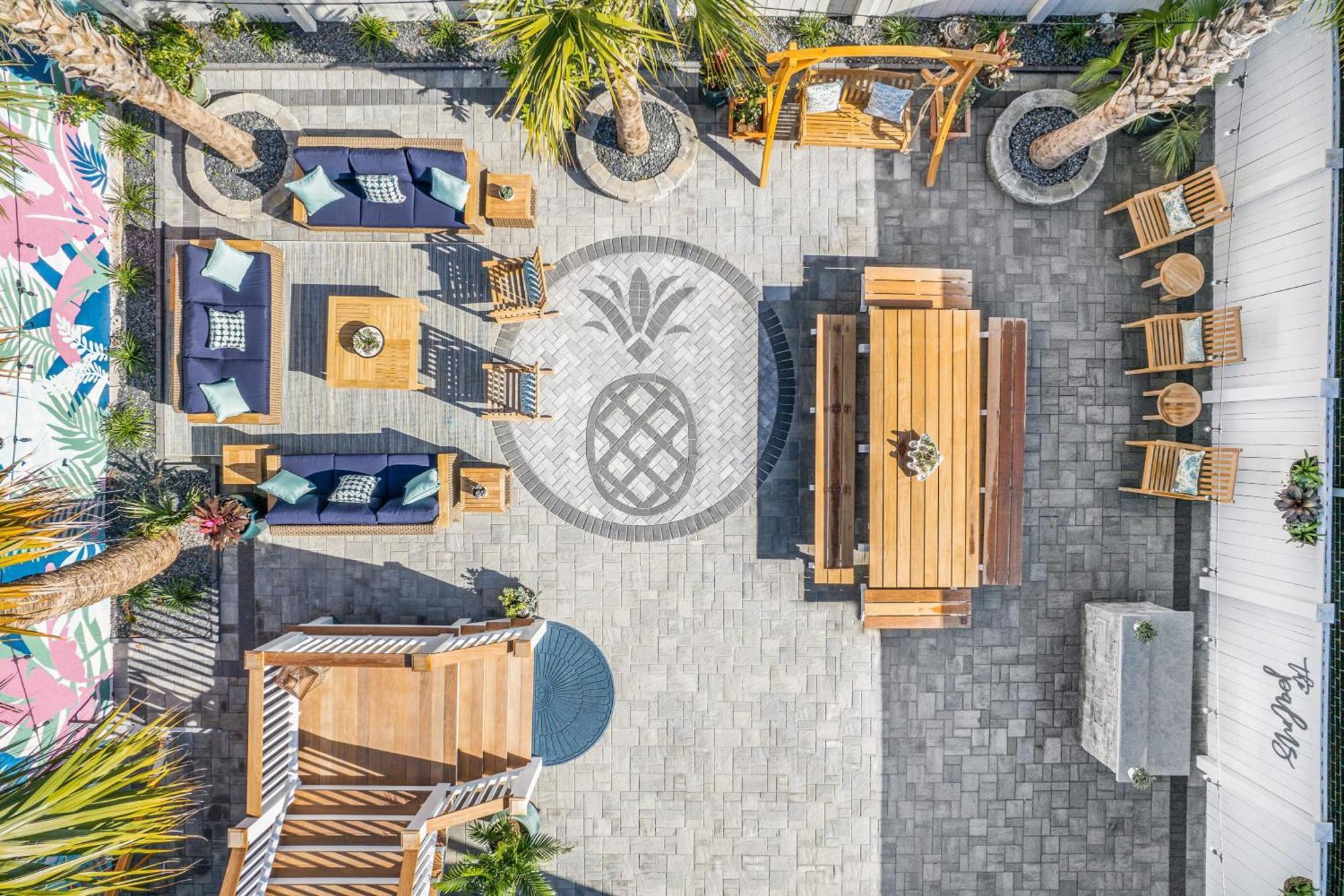 Charming Secluded Courtyard - 1 Block To King Βίλα Τσάρλεστον Εξωτερικό φωτογραφία